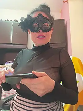 Snapshot of gattitta29 chatting on 05-26-26, 05:44 gattitta29 online show from 05-26-26, 05:44