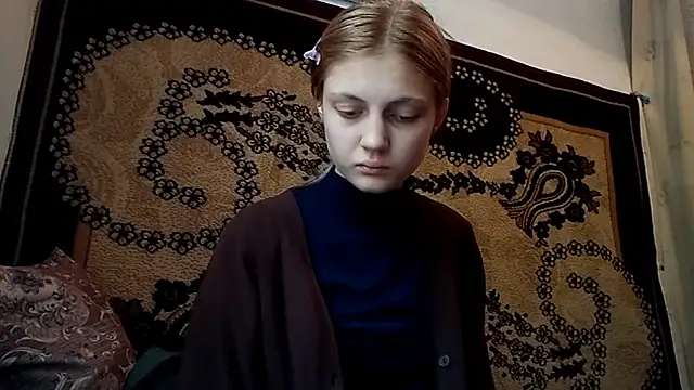 LunaLaday online show from 05-26-26, 04:21