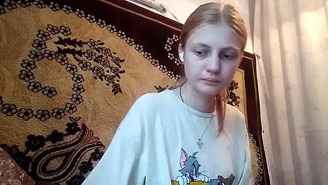 LunaLaday online show from 05-25-26, 02:22
