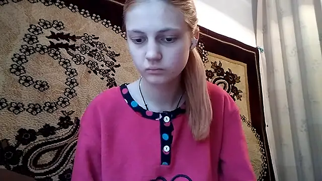 LunaLaday online show from 05-22-26, 03:15