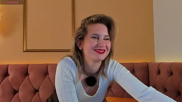Lilianadaniels online show from 07-16-26, 01:24