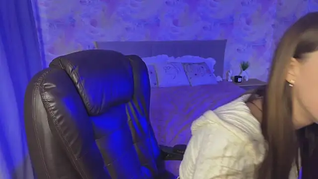 Tiana Belle online show from 05-11-26, 01:07