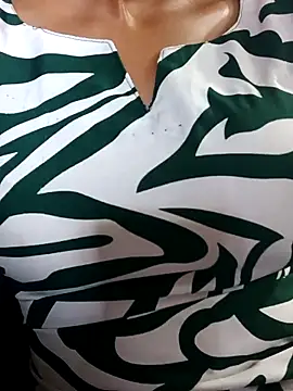 Aliya  Aliya online show from 04-22-26, 05:36