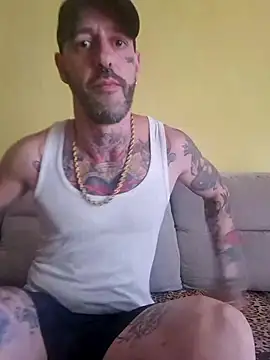Snapshot of DuroHustler chatting on 05-01-26, 03:17 DuroHustler online show from 05-01-26, 03:17