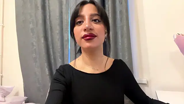 AngellaBarbini online show from 06-28-26, 02:34