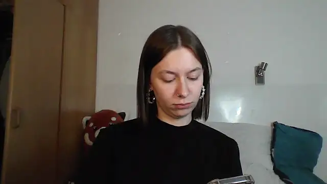 Snapshot of JuicyErika chatting on 04-30-26, 08:57 JuicyErika online show from 04-30-26, 08:57