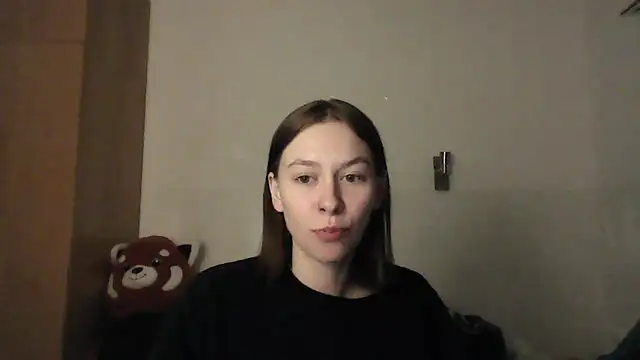 Snapshot of JuicyErika chatting on 05-18-26, 08:57 JuicyErika online show from 05-18-26, 08:57