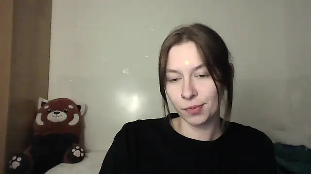 Snapshot of JuicyErika chatting on 05-12-26, 10:38 JuicyErika online show from 05-12-26, 10:38