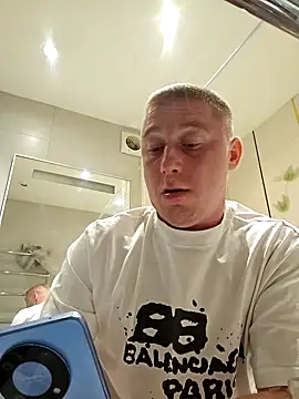 Petreliseev online show from 04-21-26, 01:17