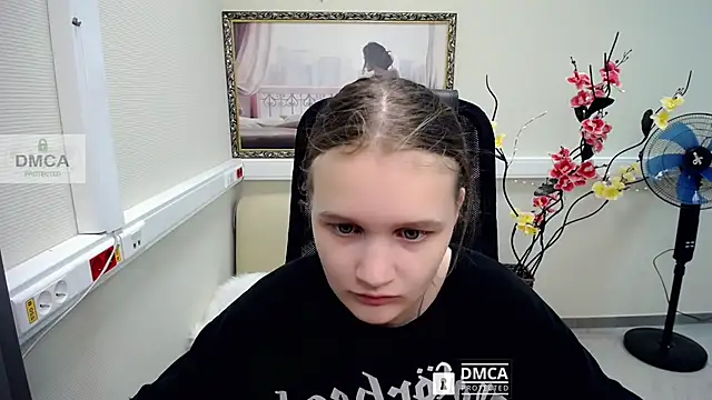  donnaSia  online show from 07-13-26, 11:09