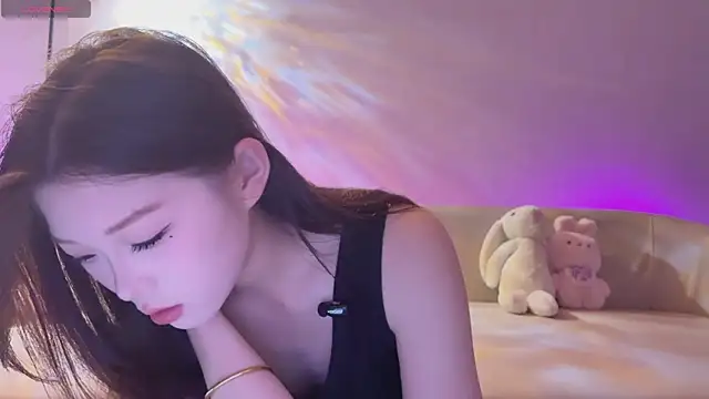 Snapshot of ruru_0306 chatting on 05-08-26, 02:59 ruru 0306 online show from 05-08-26, 02:59