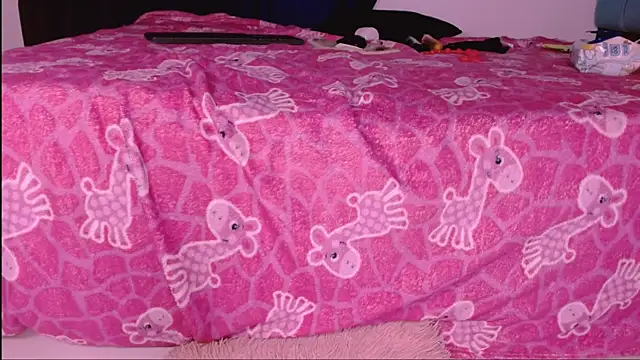 Snapshot of vicky22messyfull chatting on 04-24-26, 12:40 vicky22messyfull online show from 04-24-26, 12:40