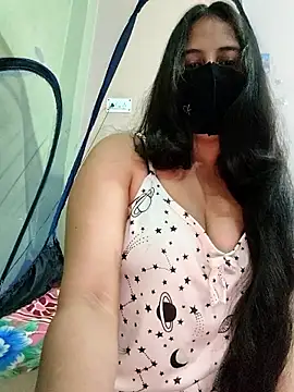 Snapshot of Priya_9945 chatting on 05-04-26, 05:44 Priya 9945 online show from 05-04-26, 05:44