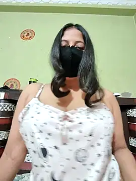 Priya 9945 online show from 07-24-26, 06:31