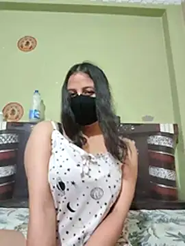 Snapshot of Priya_9945 chatting on 06-10-26, 01:56 Priya 9945 online show from 06-10-26, 01:56