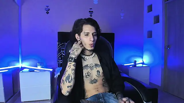 Snapshot of Vergil_Noir_ chatting on 04-23-26, 05:03 Vergil Noir online show from 04-23-26, 05:03