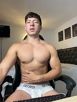 Snapshot of SEAN_CRUISE chatting on 04-30-26, 11:28 SEAN CRUISE online show from 04-30-26, 11:28