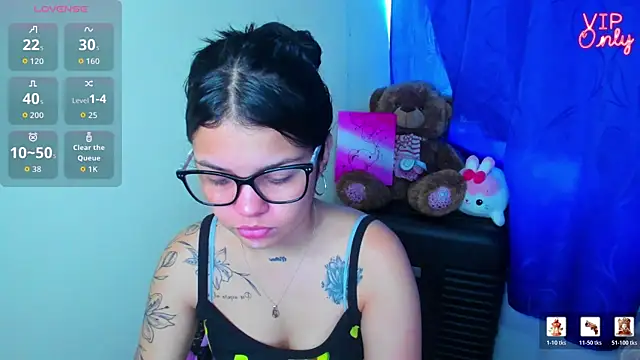 Snapshot of angelina_77 chatting on 07-16-26, 02:47 angelina 77 online show from 07-16-26, 02:47