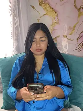 Snapshot of Victoria_kim_lee chatting on 07-25-26, 04:35 Victoria kim lee online show from 07-25-26, 04:35