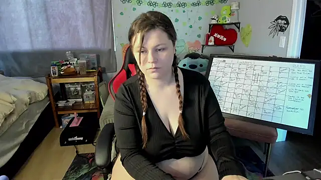 DelilaFields2 online show from 05-01-26, 05:18