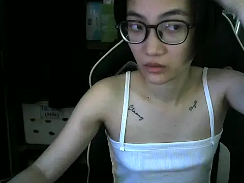 MeiiJi online show from 04-22-26, 02:18