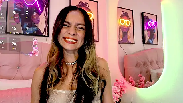 Snapshot of Liz_Lancester chatting on 04-28-26, 02:32 Liz Lancester online show from 04-28-26, 02:32