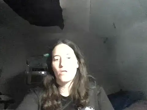 Mini83 online show from 05-31-26, 04:57