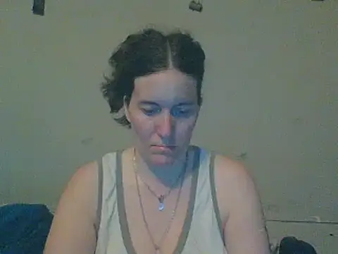 Mini83 online show from 05-10-26, 06:21