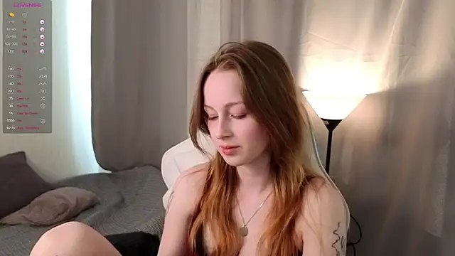 Snapshot of Marry_ly chatting on 05-27-26, 10:44 Marry ly online show from 05-27-26, 10:44