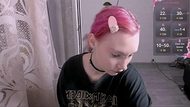 Snapshot of VikaViktoria chatting on 06-08-26, 06:08 VikaViktoria online show from 06-08-26, 06:08