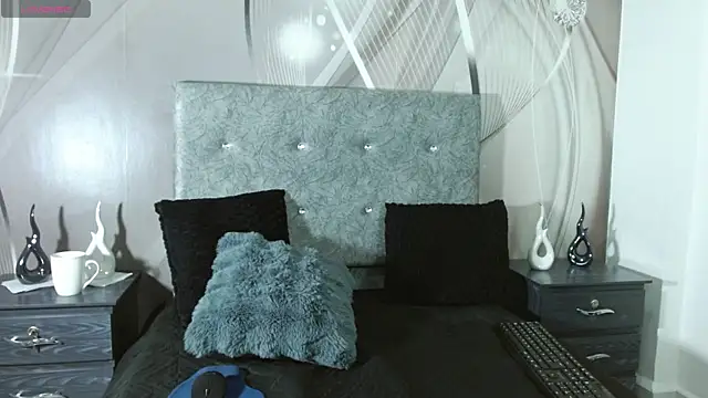 cristofer 86 online show from 04-28-26, 03:16