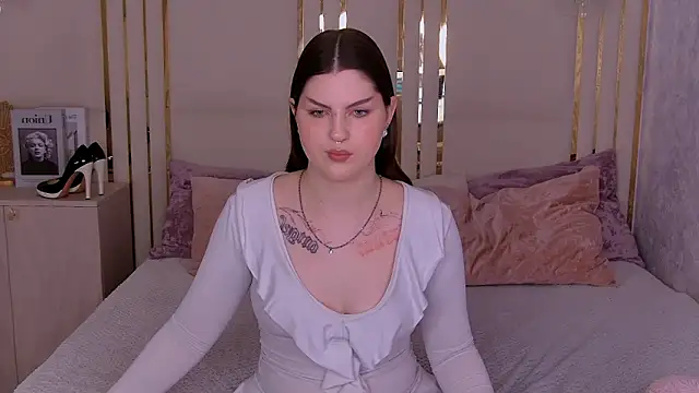 IvySimmons online show from 05-25-26, 03:50