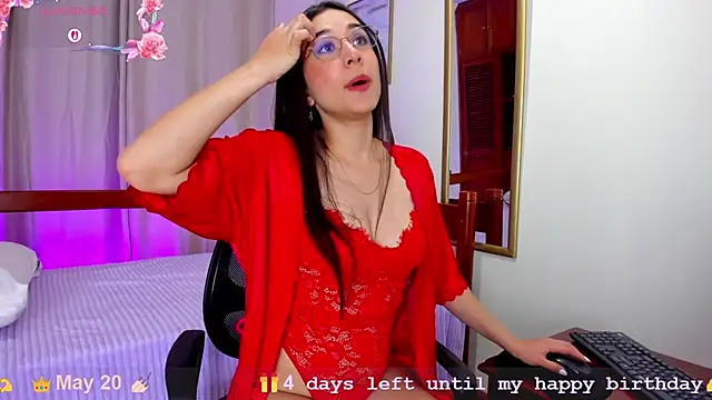Elisabetta Amour online show from 05-16-26, 10:14