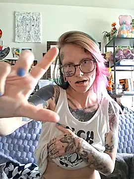 cutiethrash online show from 04-21-26, 11:22