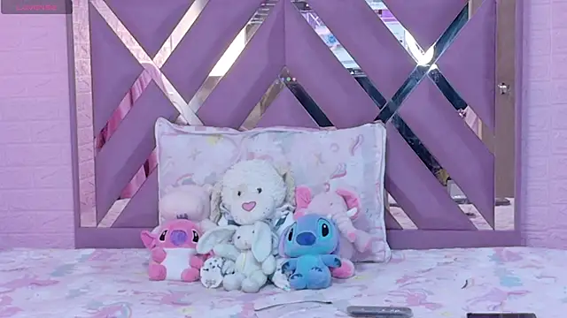 Snapshot of Lexy_Dumoun_ chatting on 06-03-26, 02:56 Lexy Dumoun online show from 06-03-26, 02:56