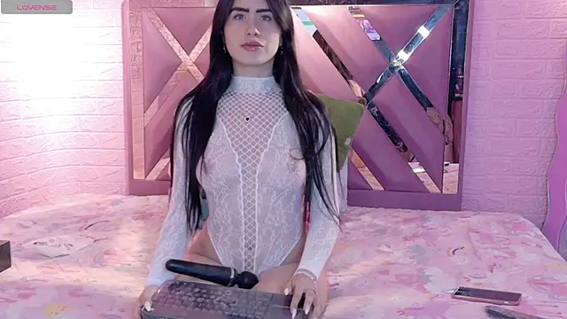Snapshot of Lexy_Dumoun_ chatting on 06-14-26, 03:52 Lexy Dumoun online show from 06-14-26, 03:52