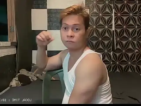 FuckMeeGUYS online show from 06-15-26, 02:39