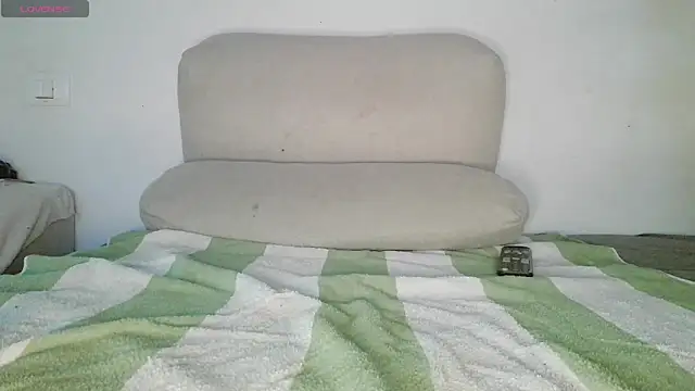 Snapshot of canarito18 chatting on 05-02-26, 06:57 canarito18 online show from 05-02-26, 06:57