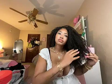 Snapshot of blair_vexxx chatting on 05-09-26, 02:04 blair vexxx online show from 05-09-26, 02:04
