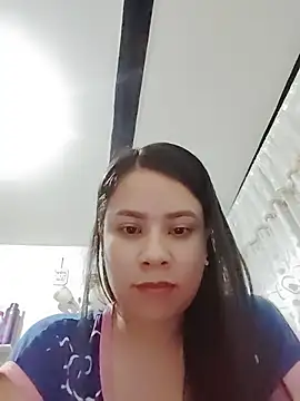 Snapshot of Nicol_Alvarez1 chatting on 06-30-26, 04:56 Nicol Alvarez1 online show from 06-30-26, 04:56