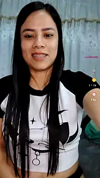 Snapshot of Nicol_Alvarez1 chatting on 07-07-26, 06:47 Nicol Alvarez1 online show from 07-07-26, 06:47