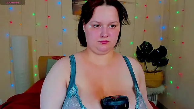Snapshot of Blossom_Soniya chatting on 06-25-26, 01:25 Blossom Soniya online show from 06-25-26, 01:25