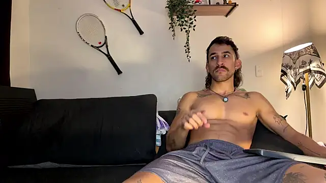 Snapshot of Aaron_wheel chatting on 07-17-26, 02:31 Aaron wheel online show from 07-17-26, 02:31