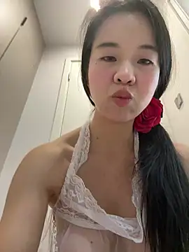Snapshot of NiNa5203 chatting on 07-03-26, 10:33 NiNa5203 online show from 07-03-26, 10:33