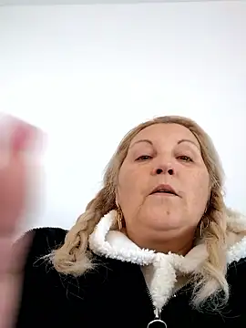 Divineblond online show from 01-09-26, 11:39