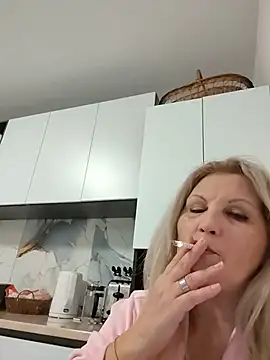 Divineblond online show from 02-20-26, 09:06