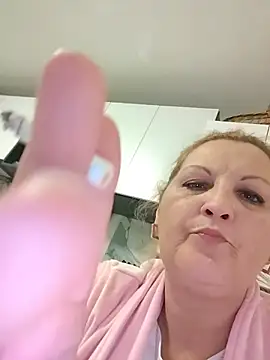 Divineblond online show from 03-09-26, 08:56