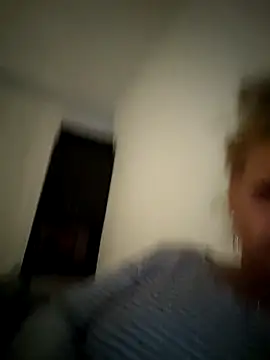 Divineblond online show from 11-08-25, 05:38