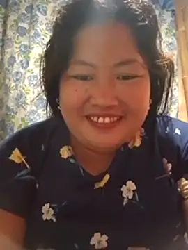 Snapshot of sweet_pinay01 chatting on 06-30-26, 12:10 sweet pinay01 online show from 06-30-26, 12:10