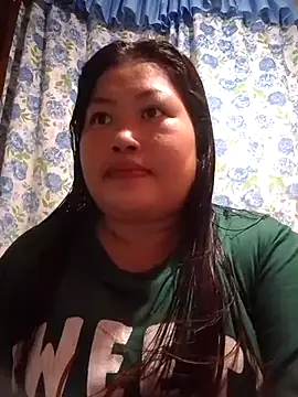 Snapshot of sweet_pinay01 chatting on 06-20-26, 05:45 sweet pinay01 online show from 06-20-26, 05:45